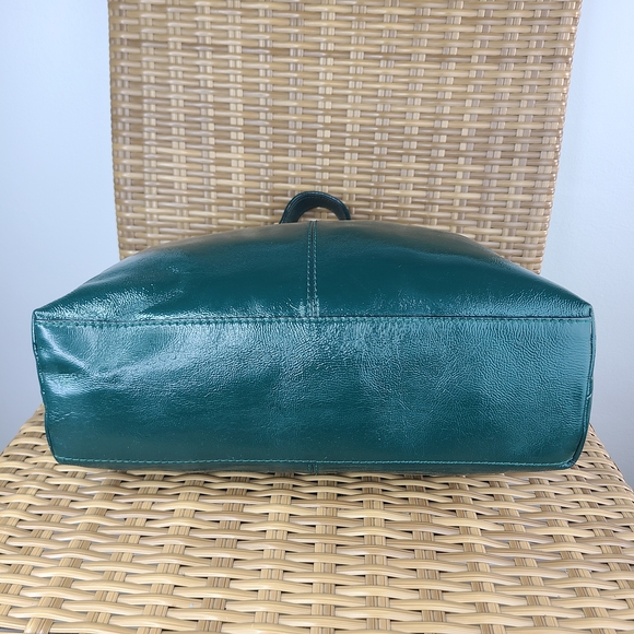 Kate Spade Glossy Green Patent Leather Hobo Shoulder Bag Silver Stud Accents - Picture 8 of 16